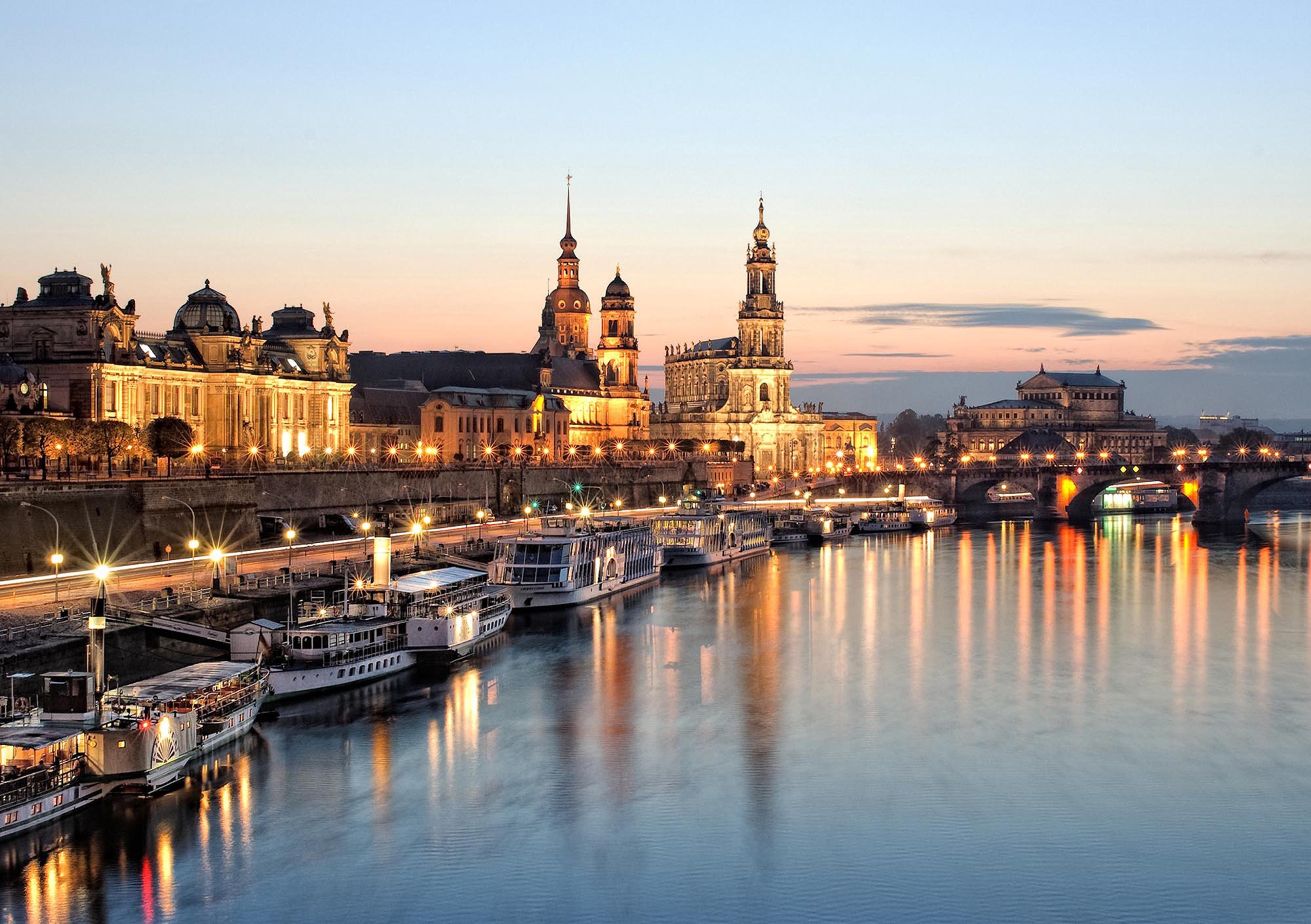 Holiday Inn Dresden - Am Zwinger By Ihg Ngoại thất bức ảnh